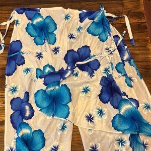 Floral Blue and White Wrap pant